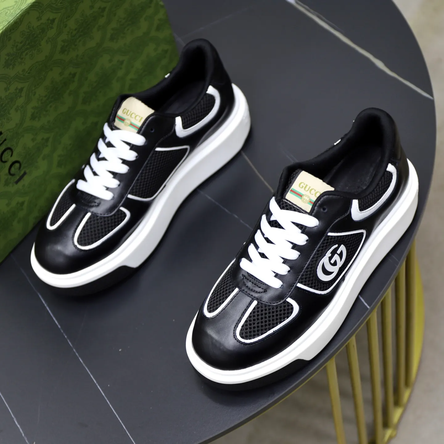 Ex-factory price: 462💰🙅‍♂️🙅‍♂️🙅‍♂️ Brand: GUCCI Standard code: 38-44 (45 customized) Grade: Same as the official website Material: Original cowhide material stitching Comfortable sheepskin lining Lightweight and wear-resistant sports outsole Style category: Men's fashionable casual shoes Running sneakers Distinguished luxury brand elements Top luxury Color: actual picture color